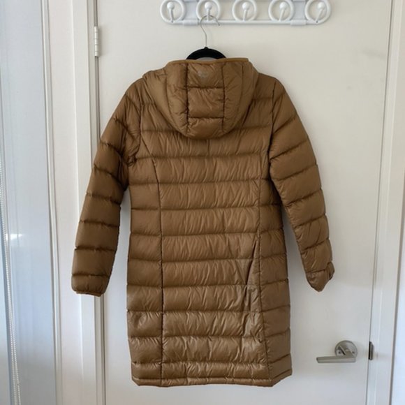 Aritzia Little Puff Long Jacket - Picture 2 of 5